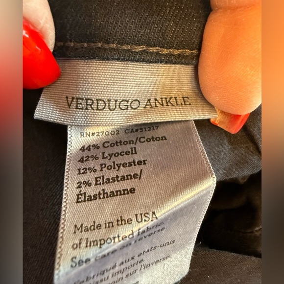 Paige Verdugo Ankle dark wash woman jeans. Size 31. Excellent condition. - Picture 6 of 6